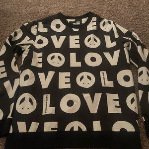 Moschino sweatshirt
